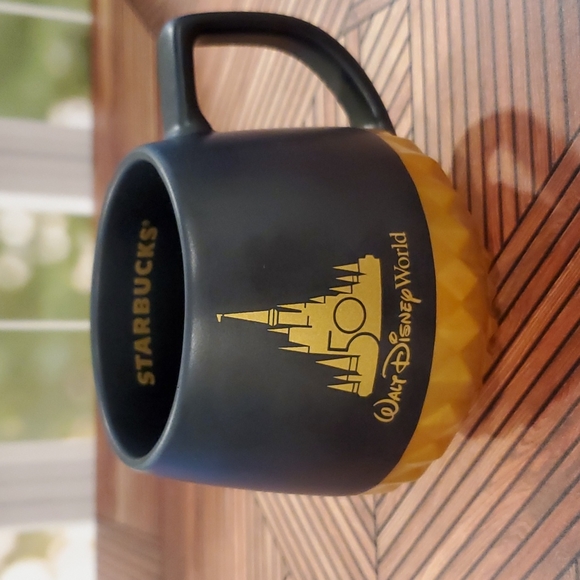Starbucks Walt Disney World 50th Anniversary Commemorative mug NEW - Picture 4 of 5